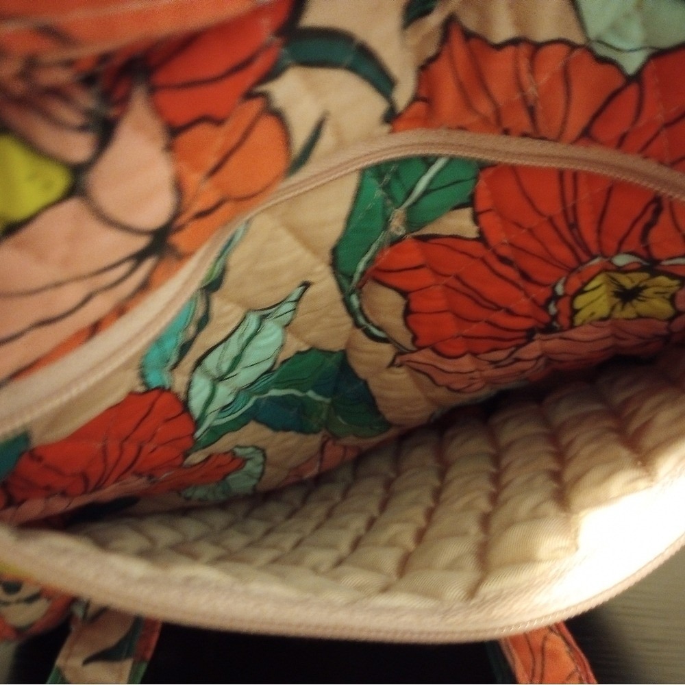 Vera Bradley Pink Floral Quilted Backpack Adjustables Straps - Picture 7 of 7